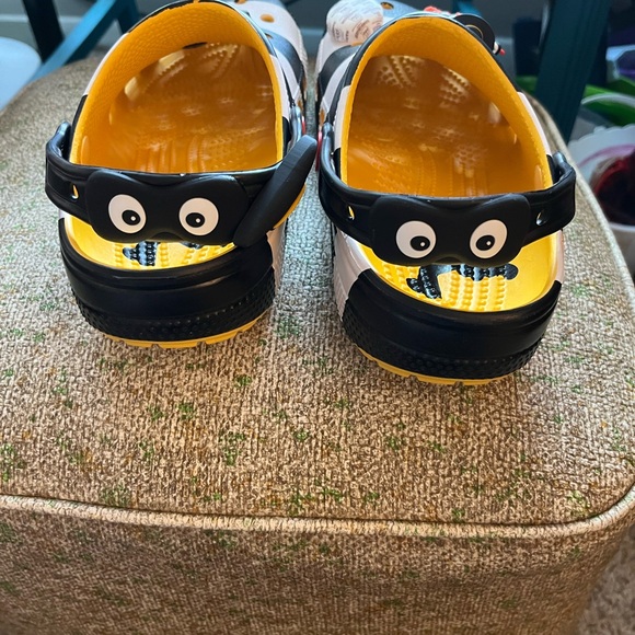 NWT CROCS - McDonalds x Crocs - The Hamburgler!! - Picture 4 of 8